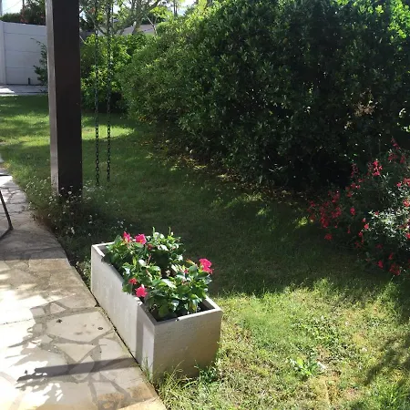 Muguruza Villa *